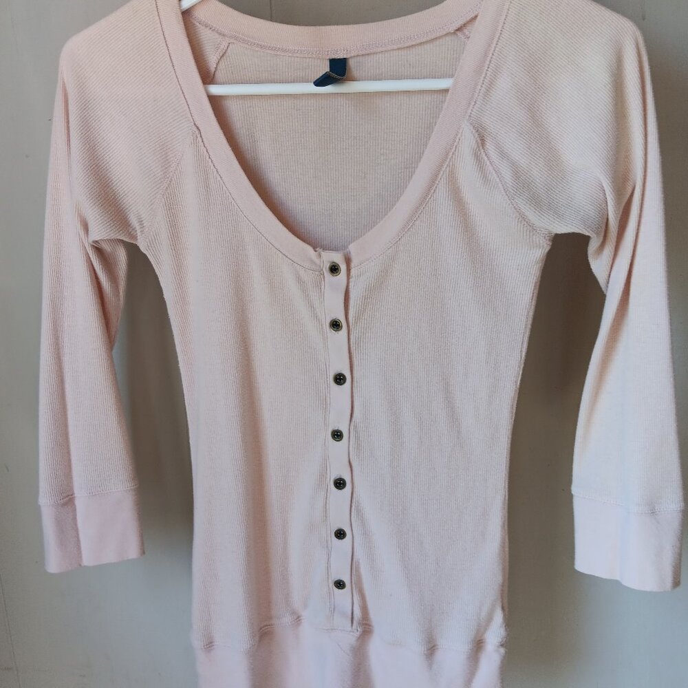 Old Navy 3/4 sleeve small button down shirt
